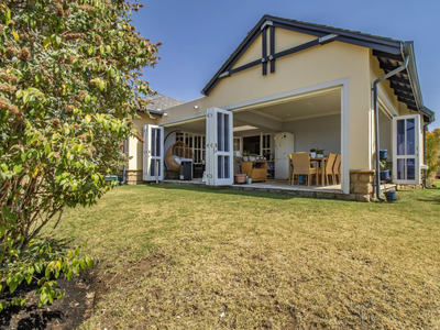 House for sale with 3 bedrooms, Waterfall Hills Mature Lifestyle Estate, Midrand