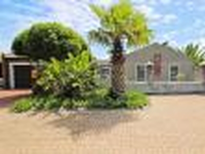 REMAX PREMIER Is Proud To Present This Large Low Maintenace Versatile Family Home Only A 1 Km Walk From The Vibrant Beautiful Blouberg Beachfront !!!