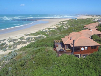 Townhouse for sale with 6 bedrooms, Aston Bay, Jeffreys Bay