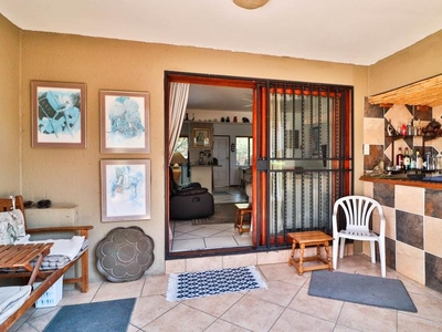 2 Bedroom townhouse-villa in Northgate For Sale