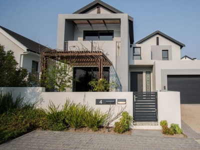 4 Bedroom house to rent in Sitari Country Estate, Somerset West