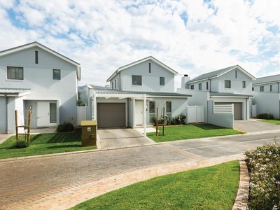 Embrace Luxury Living in Le Parc, Paarl: Your Dream Home Awaits!