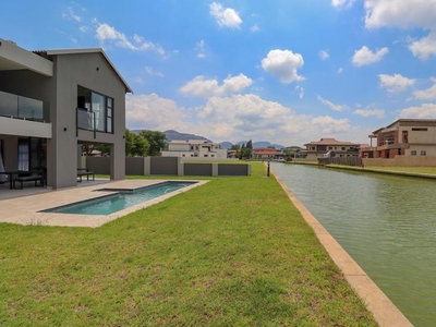 Looking for your new dream home in one of our most exclusive estates in Hartbeespoort?