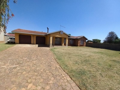 Property for sale in Crystal park