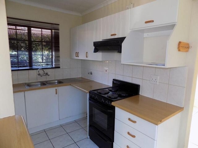 Townhouse For Rent In Weltevreden Park, Roodepoort