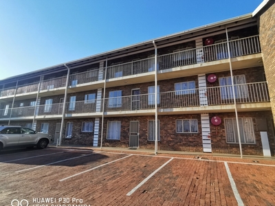 2 Bedroom Apartment / Flat To Rent In Pretoria North