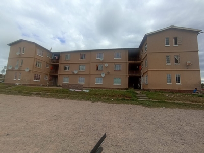 2 Bedroom Apartment For Sale in Mossel Bay Ext 13