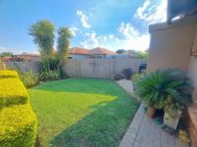 3 Bedroom House for Sale For Sale in Waterkloof - MR608989 -