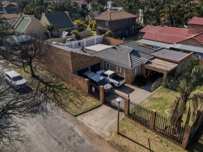 3 Bedroom House For Sale In Kempton Park Ext 4