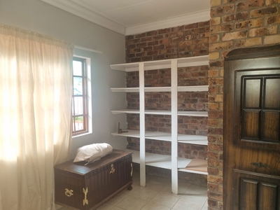 4 bedroom house to rent in Phalaborwa