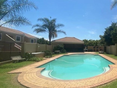 2 Bedroom apartment to rent in Robindale, Randburg