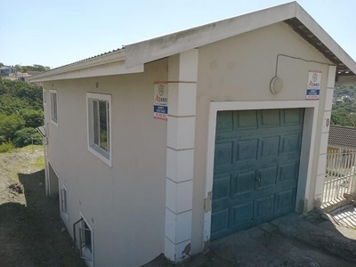 Newly Renova4 Bedroom House for Sale in Newlands East R1 375 000