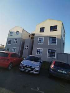 1 Bedroom Flat For Sale in Stoneydrift