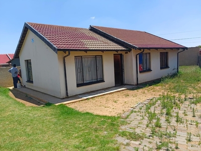 House For Sale in Ennerdale Ext 9