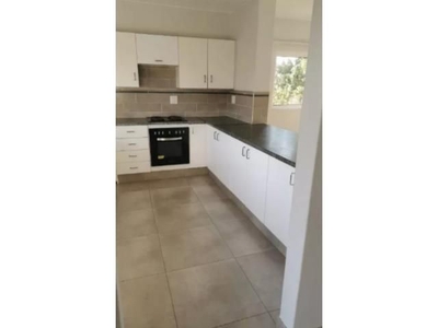 Flat-Apartment To Rent in Noordwyk, Gauteng