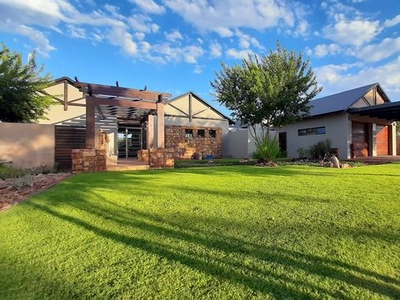 3 Bedroom Detached For Sale in Kathu