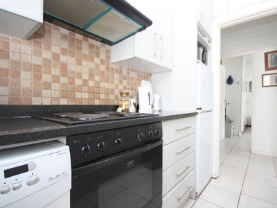 2 Bedroom Apartment / flat to rent in Sea Point - 10 Graham Street