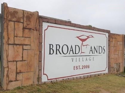 2 Bedroom House To Let in Broadlands Village