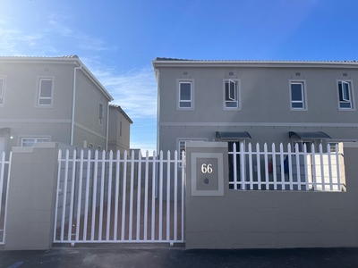 2 Bedroom Townhouse to rent in Rivergate