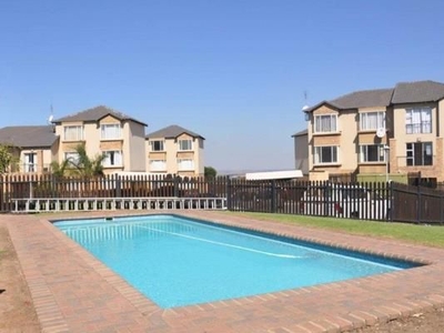 2 Bedroom Sectional Title Sold in Reyno Ridge