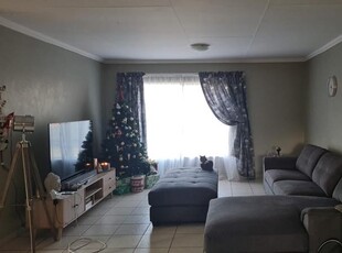 2 Bed Apartment/Flat For Rent Geduld Springs