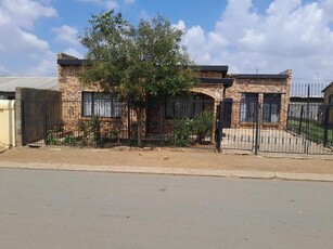2 Bed House For Rent Naledi Soweto