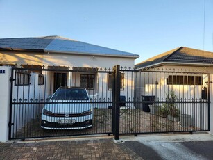 2 Bed House For Rent University Estate Cape Town
