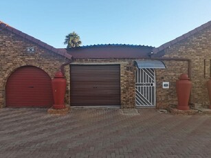 3 Bed Townhouse/Cluster For Rent Culemborg Park Randfontein