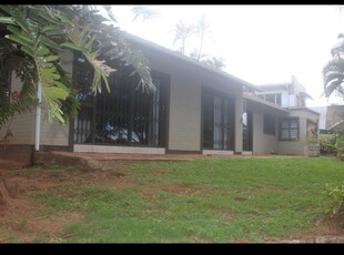 3 Bedroom House To Let in Saiccor Village