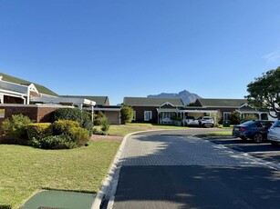 Spacious home in The Orchards