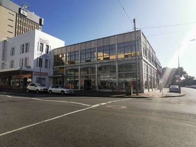 579m² Building For Sale in Paarl Central