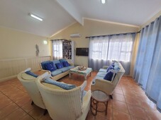 4 bedroom house for sale in Umzumbe