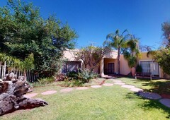 7 bedroom guest house for sale in oosterville, upington