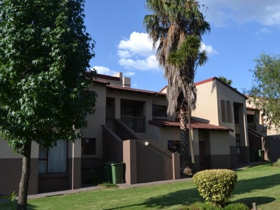 3 Bedroom townhouse - sectional for sale in Dowerglen Ext 4, Edenvale