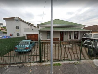 House For Sale In Wynberg, Cape Town