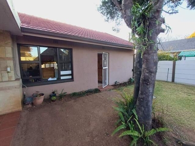 Apartment For Rent In Sunward Park, Boksburg