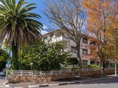Apartment For Sale In Claremont Upper, Cape Town
