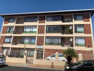 Apartment For Sale In Heathfield, Cape Town