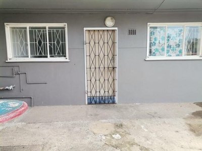 Apartment For Sale In Merebank East, Durban