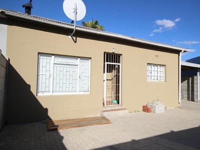 House For Sale In Ceres, Western Cape