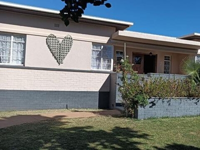 House For Sale In Graaff-reinet, Eastern Cape