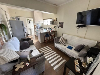 House For Sale In Monument Heights, Kimberley