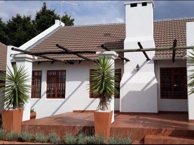 Townhouse For Rent In Bendor, Polokwane