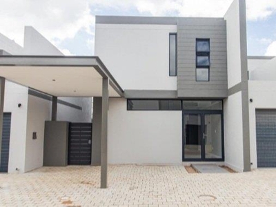 Townhouse For Rent In Rynfield, Benoni
