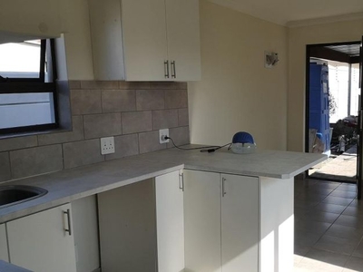 1 Bedroom bachelor flat to rent in Richmond Estate, Goodwood