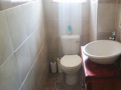 2 bedroom apartment to rent in Sea Park (Port Shepstone)