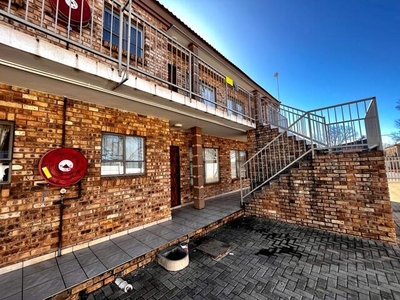 2 bedroom, Potchefstroom North West N/A