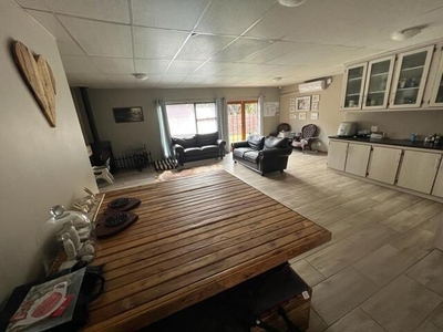 3 bedroom, Hartswater Northern Cape N/A