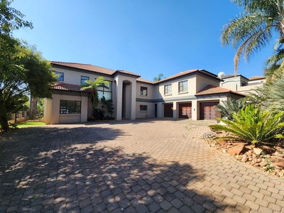 6 Bedroom House Rented in Woodhill Golf Estate