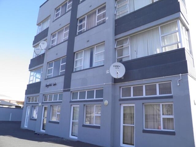 Apartment For Rent In Bergvliet, Cape Town